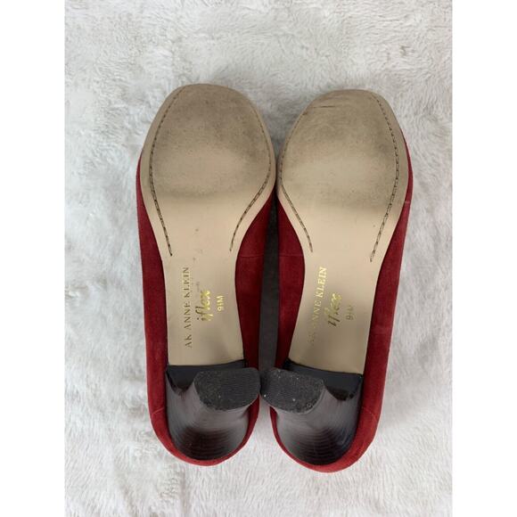 AK Anne Klein Iflex Womens Red Suede Loafers heels Size 9.5M - Picture 8 of 9